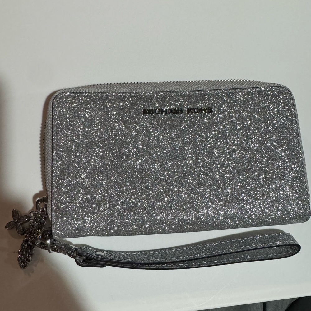 Michael Kors wristlet wallet